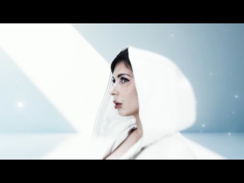 Nina Rossell – GROUPIES (Vizualiser)