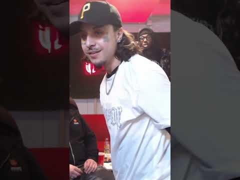 J’ai décidément pas le droit au bonheur dans ce monde…. 💔💔💔 @zorroslice @uniqsound #twitchclips