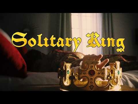 Berywam x AllttA x Magalí Datzira – Solitary King (Official Video)