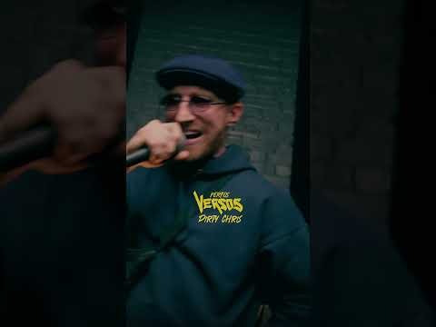 Dirty Chris les traite de m*rdes 💩