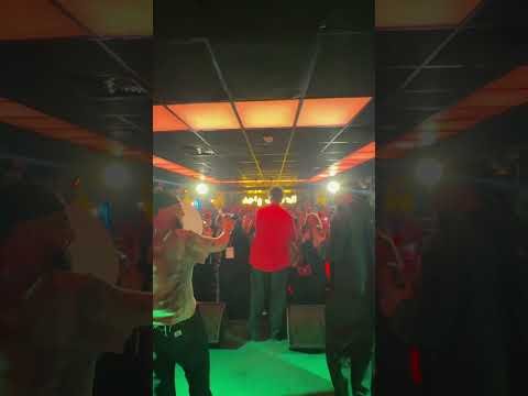 ce soir la maison c’est Alger avec @DJAMZdeldel @TiMoh  one love 💚